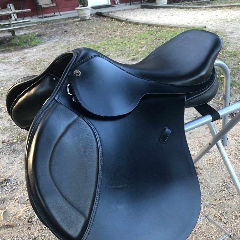 *New*  Imported Custom Made Hungarian Leather English saddle.